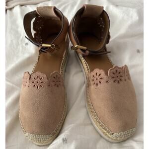 See By Chloe Glyn Suede Laser Cut Flower Buckle Wedge Espadrille Shoes Size 8 38